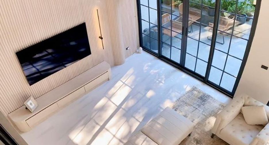 Haus zum Kauf mit 4 Zimmer in Watthana, Bangkok