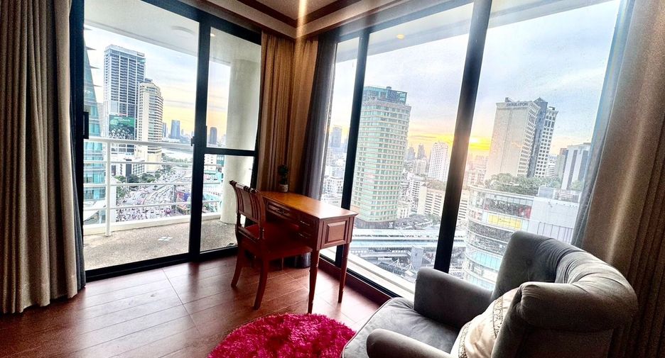 For rent 2 bedrooms condo in Khlong Toei, Bangkok