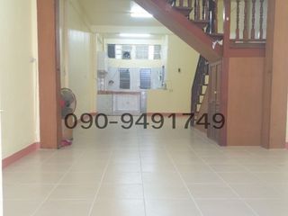 Reihenhaus zur Miete mit 4 Zimmer in Prawet, Bangkok