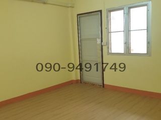 Reihenhaus zur Miete mit 4 Zimmer in Prawet, Bangkok