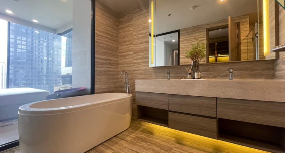 Condo en alquiler de 2 habitaciones en Khlong Toei, Bangkok
