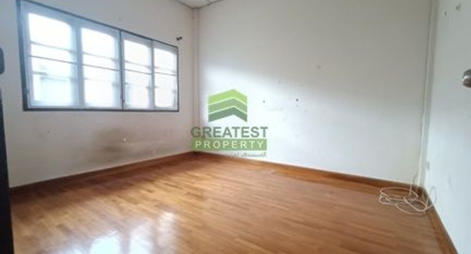 For sale 2 bedrooms townhouse in Phra Samut Chedi, Samut Prakan