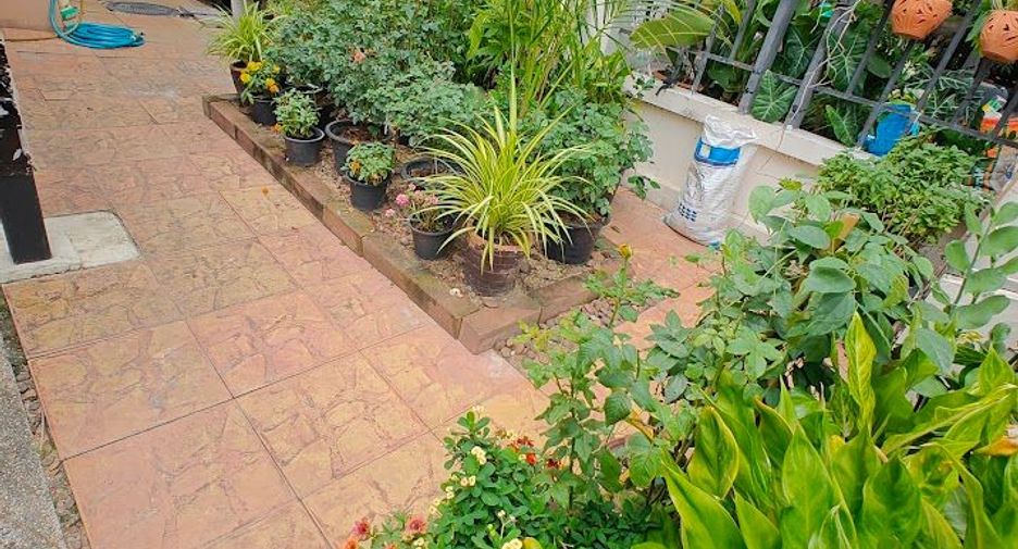 ขาย 5 ห้องนอน คอนโด ใน ประเวศ, กรุงเทพฯ