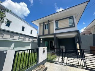 For rent 3 bedrooms house in Mueang Phuket, Phuket