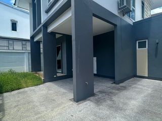 For rent 3 bedrooms house in Mueang Phuket, Phuket