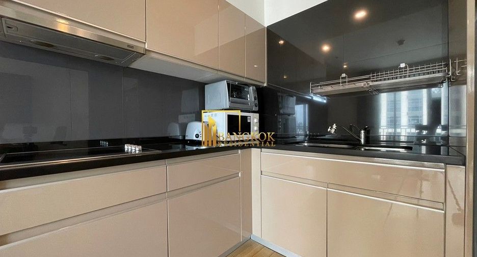For rent 2 bedrooms condo in Khlong Toei, Bangkok