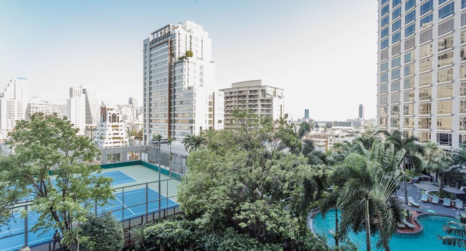 For rent 5 bedrooms condo in Pathum Wan, Bangkok