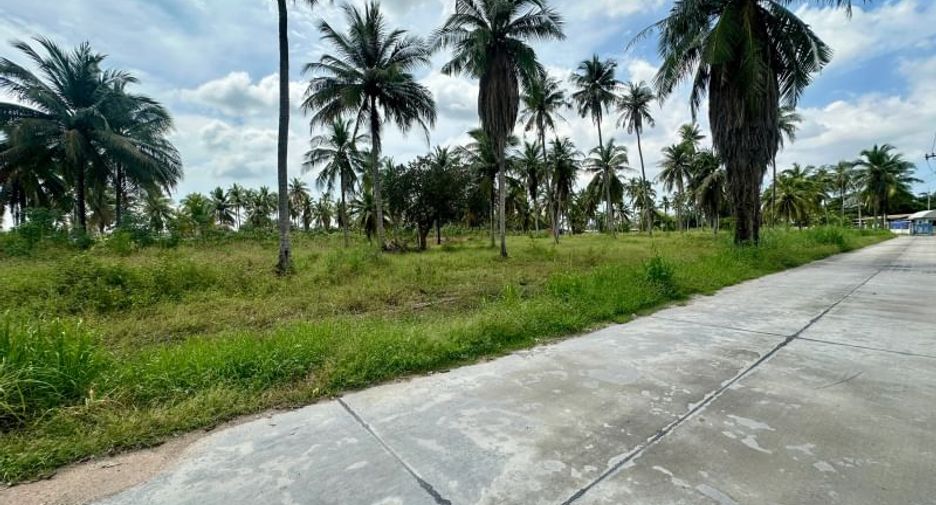 À louer terrain à Si Racha, Chonburi