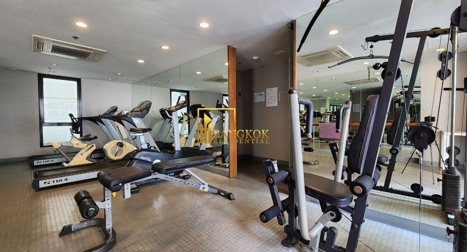 For rent 2 bedrooms condo in Watthana, Bangkok