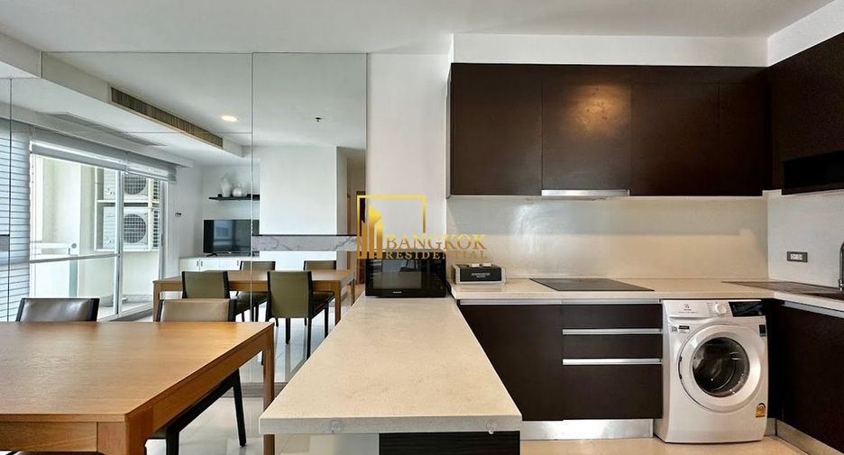 For rent 2 bedrooms condo in Watthana, Bangkok