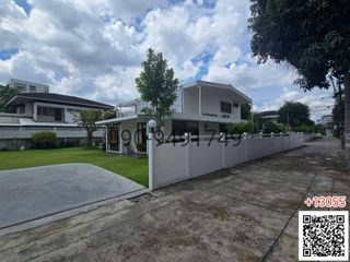 For rent 2 bedrooms office in Chatuchak, Bangkok