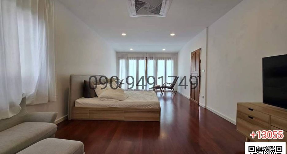For rent 2 bedrooms office in Chatuchak, Bangkok