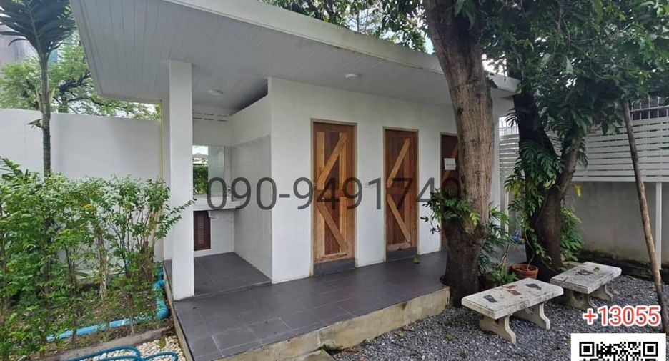 For rent 2 bedrooms office in Chatuchak, Bangkok