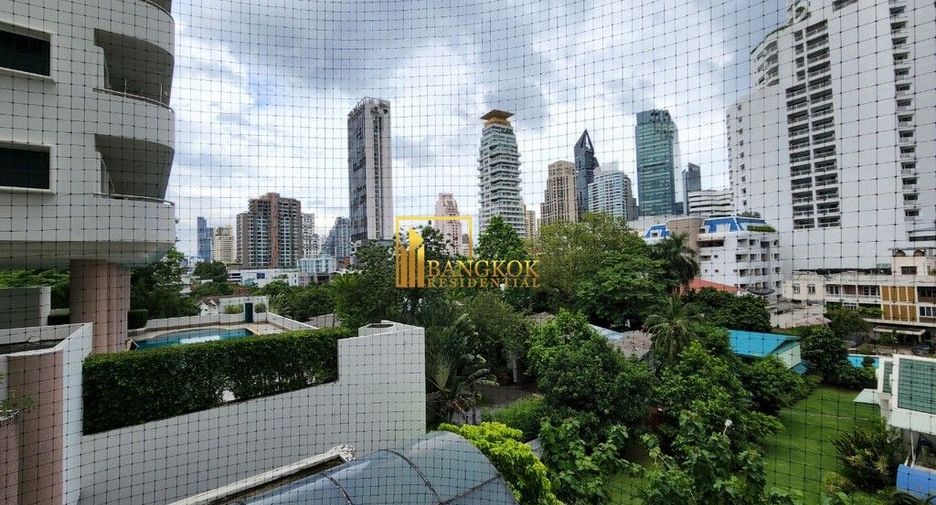 À louer 3 chambres condo à Watthana, Bangkok