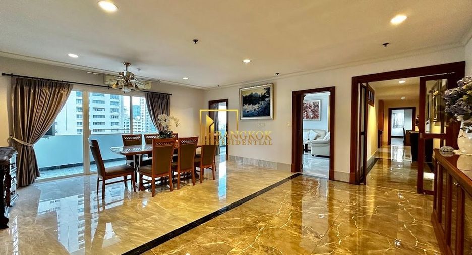 À louer 3 chambres condo à Watthana, Bangkok