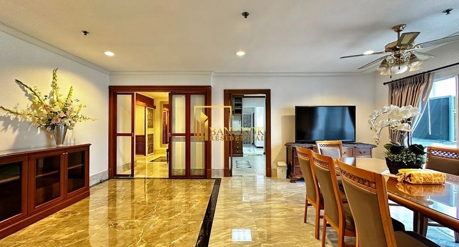 À louer 3 chambres condo à Watthana, Bangkok