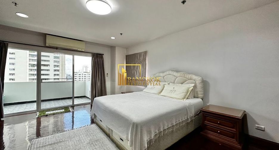 À louer 3 chambres condo à Watthana, Bangkok