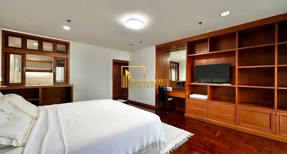 À louer 3 chambres condo à Watthana, Bangkok