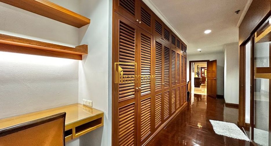 À louer 3 chambres condo à Watthana, Bangkok