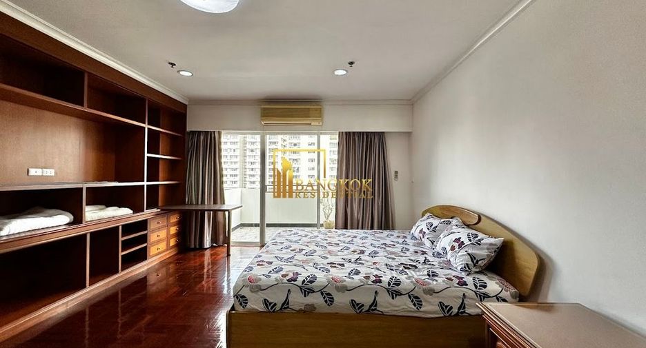 À louer 3 chambres condo à Watthana, Bangkok