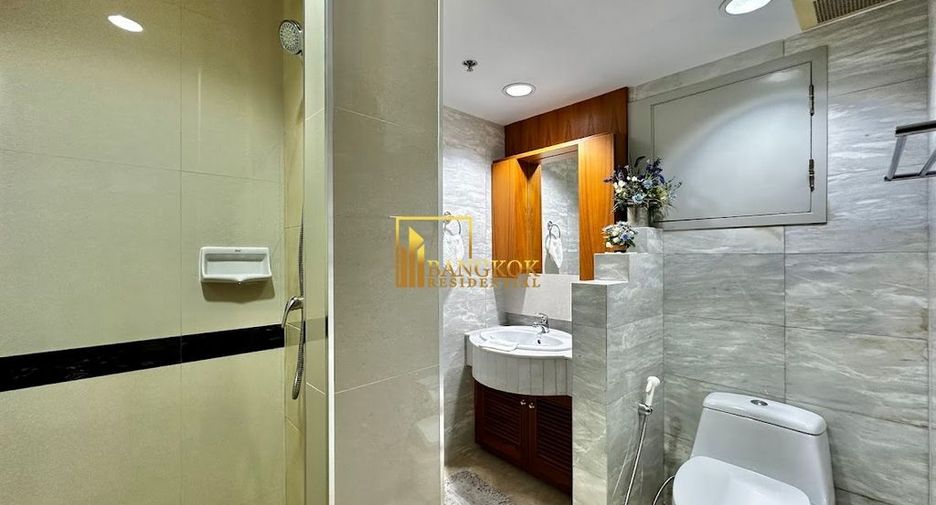 À louer 3 chambres condo à Watthana, Bangkok