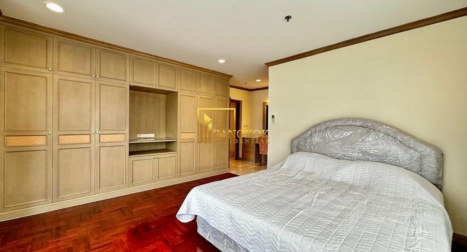 À louer 2 chambres condo à Watthana, Bangkok