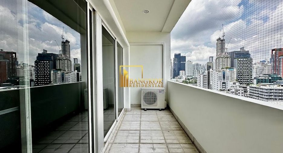 À louer 2 chambres condo à Watthana, Bangkok