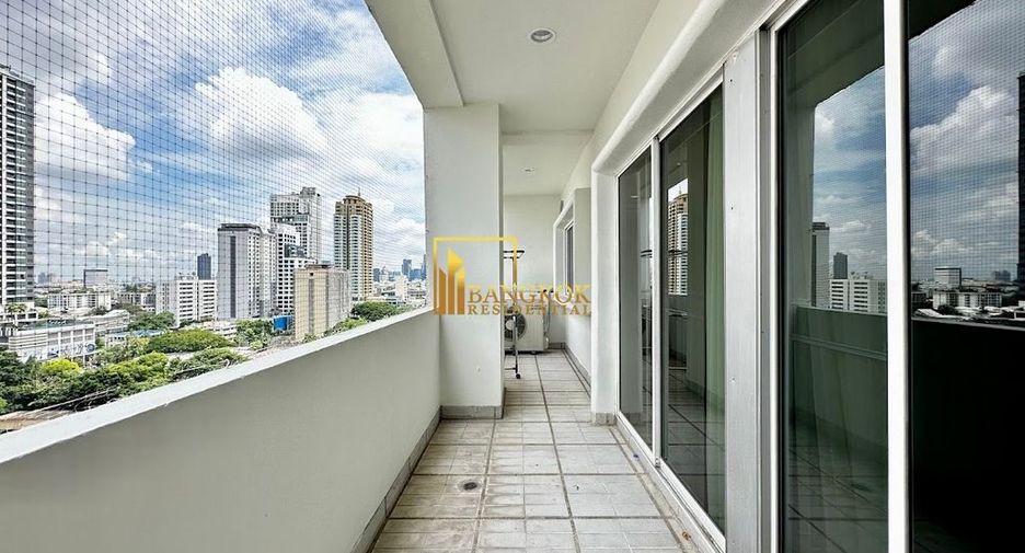À louer 2 chambres condo à Watthana, Bangkok