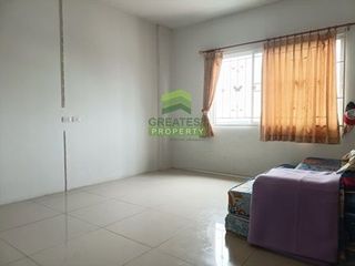 For sale 4 bed retail Space in Phan Thong, Chonburi