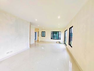 For sale 3 Beds house in Min Buri, Bangkok