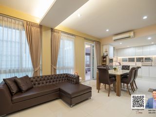 For sale 3 bed townhouse in Khlong Toei, Bangkok