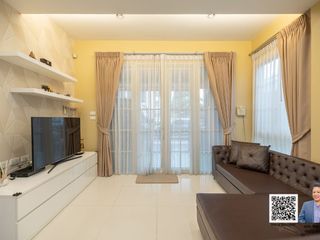For sale 3 bed townhouse in Khlong Toei, Bangkok