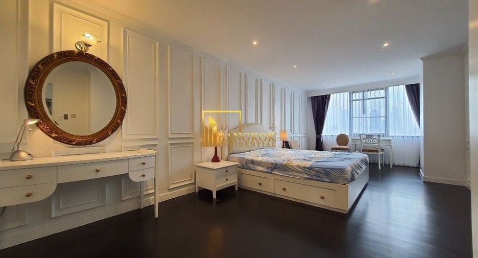 For rent 3 bedrooms condo in Khlong Toei, Bangkok