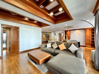 For rent 3 ベッドルーム condo in Khlong Toei, Bangkok