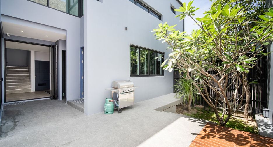 For rent 3 bedrooms villa in Thalang, Phuket