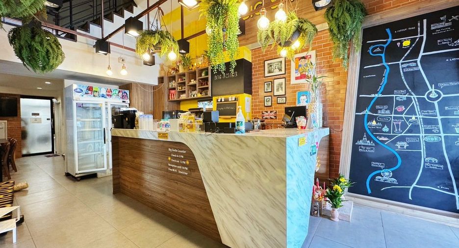 For sale 6 bedrooms retail Space in Don Mueang, Bangkok