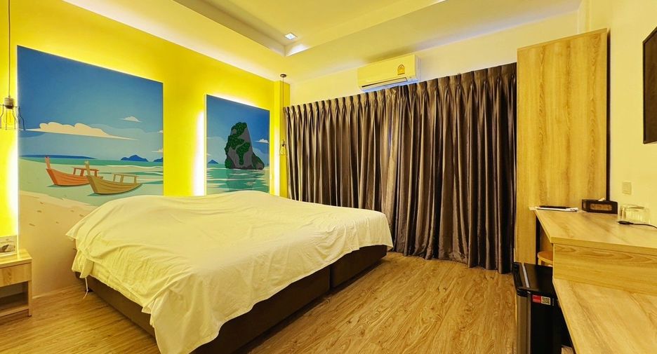 For sale 6 bedrooms retail Space in Don Mueang, Bangkok
