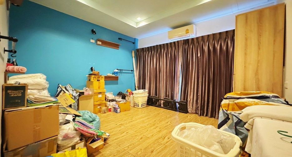 For sale 6 bedrooms retail Space in Don Mueang, Bangkok
