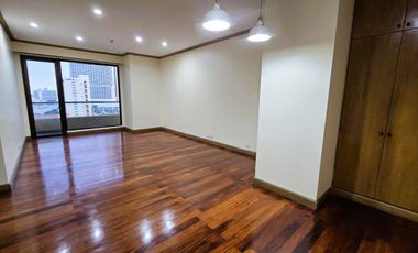 For sale 1 bed condo in Khlong San, Bangkok