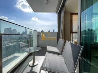 For rent 2 bedrooms condo in Khlong Toei, Bangkok