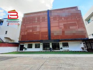 For rent and for sale 10 bed office in Bueng Kum, Bangkok