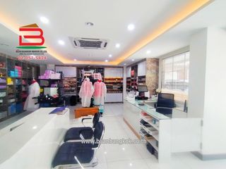 For rent and for sale 10 bed office in Bueng Kum, Bangkok