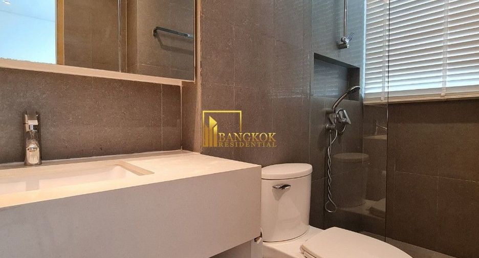 For rent 3 ベッドルーム condo in Khlong Toei, Bangkok
