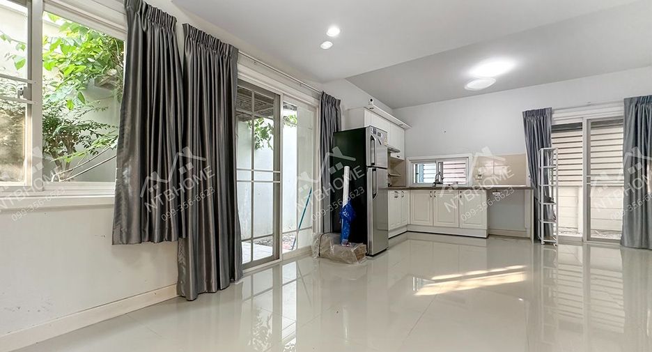 For sale 3 bed house in Sai Noi, Nonthaburi