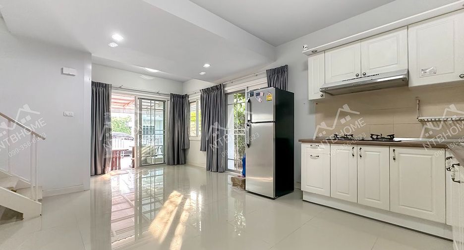 For sale 3 bed house in Sai Noi, Nonthaburi
