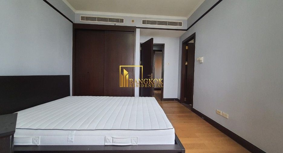 Condo en alquiler de 3 habitaciones en Pathum Wan, Bangkok