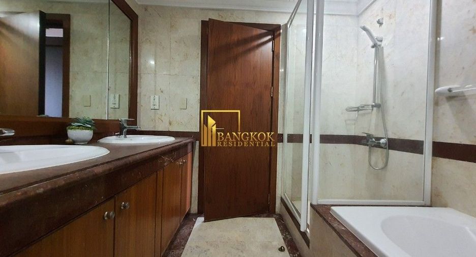 Condo en alquiler de 3 habitaciones en Pathum Wan, Bangkok