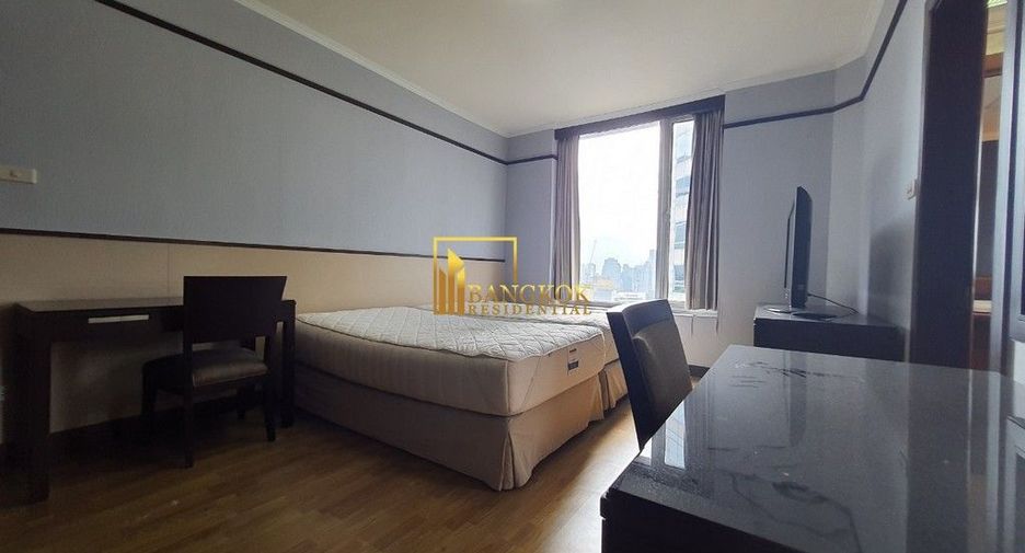 Condo en alquiler de 3 habitaciones en Pathum Wan, Bangkok