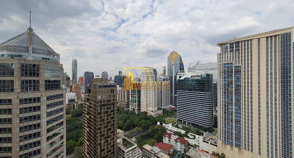 Condo en alquiler de 3 habitaciones en Pathum Wan, Bangkok