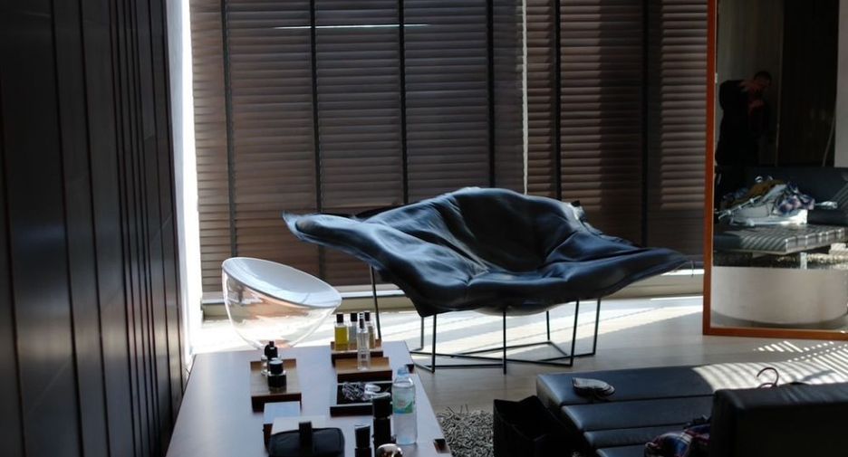 For rent 2 bedrooms condo in Pathum Wan, Bangkok